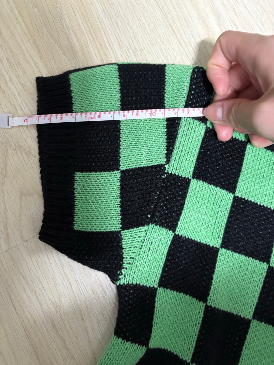 느와 체커보드 니트 상품이미지6