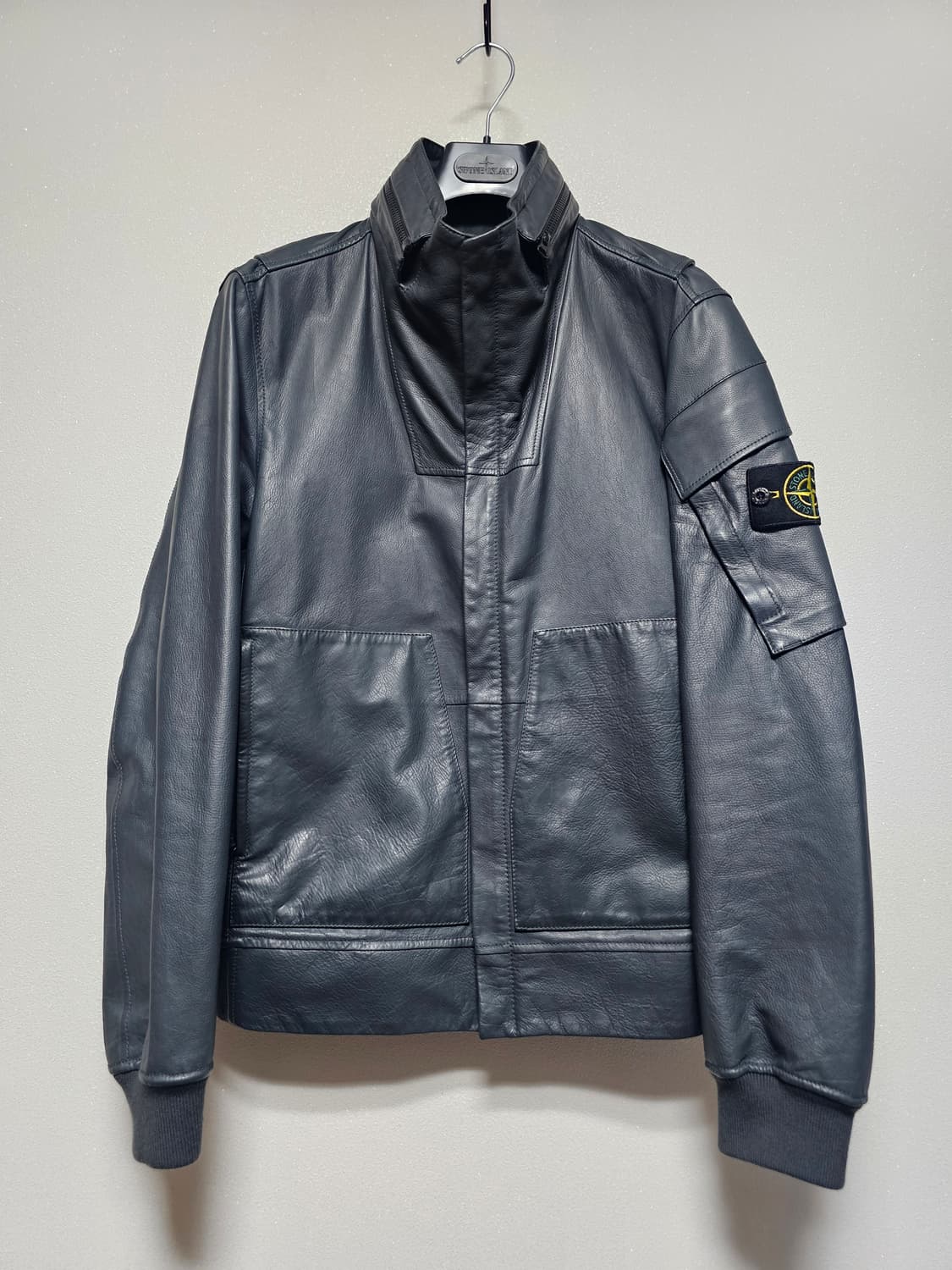 스톤아일랜드 OPAQUE LEATHER 자켓 상품이미지1