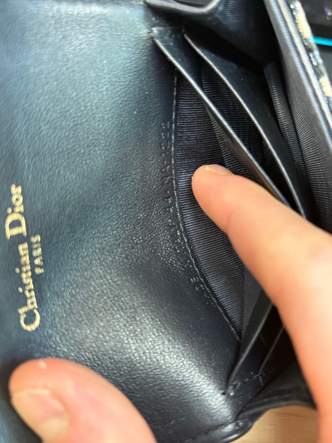 새상품급 루이비통 그라데이션 맨투맨 블루 M사이즈 상품이미지5