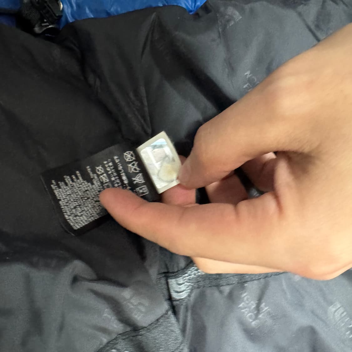 노스페이스 패딩 M사이즈 상품이미지4