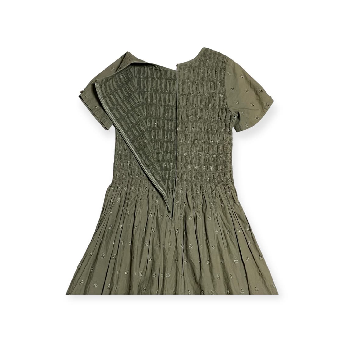 플라워 펀칭 스모크 원피스 상품이미지4