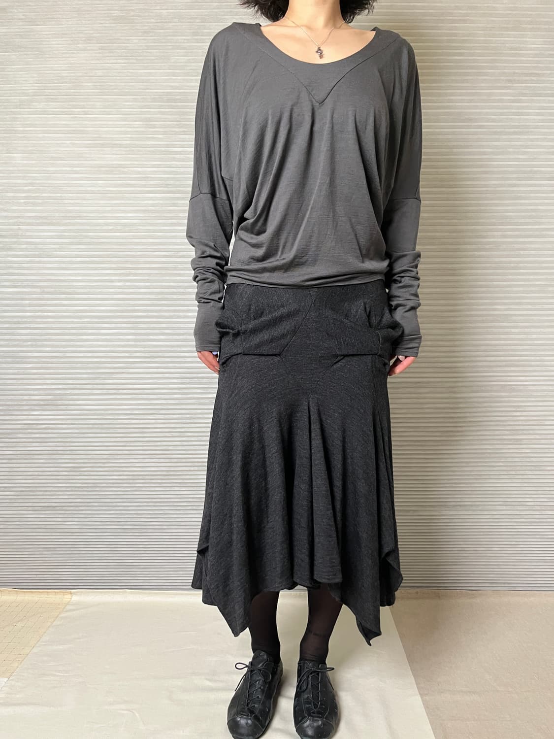 헬무트랭 울 컷앤소 니트 helmut lang 기모노소매 티어드롭넥 상품이미지8
