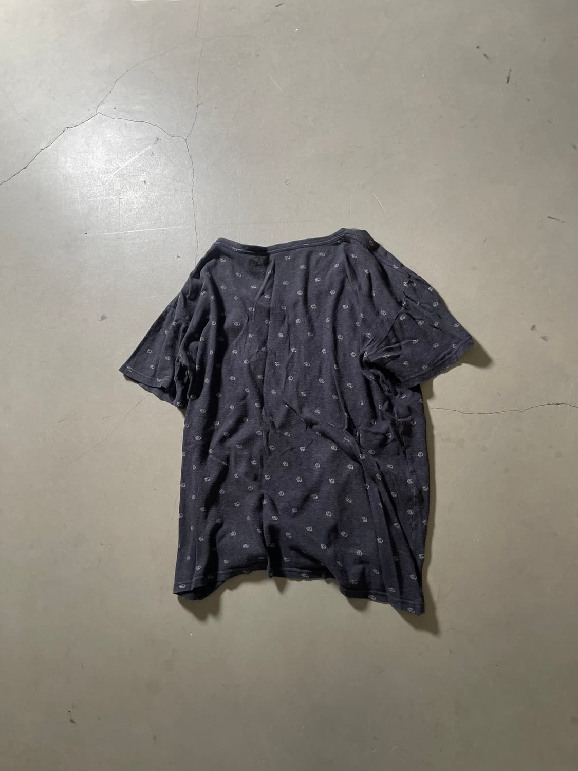 캐피탈 패턴 포켓 티 상품이미지6