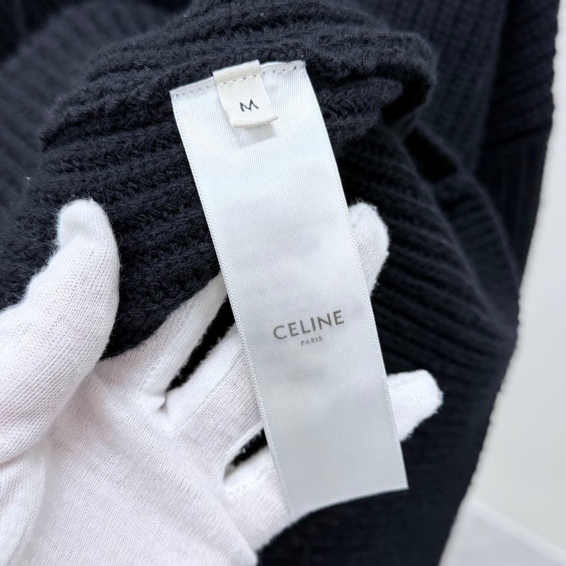 [S+급/오버핏M] 셀린느 리브드 레더패치 로고 울 후드티 블랙 상품이미지7