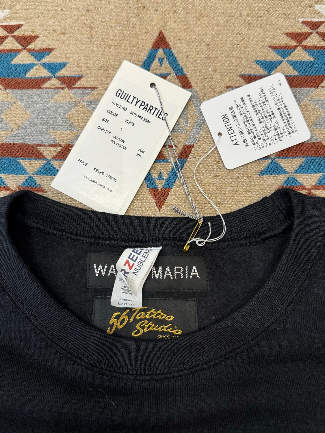 [L] 와코마리아 56타투 스튜디오 맨투맨 블랙  상품이미지5