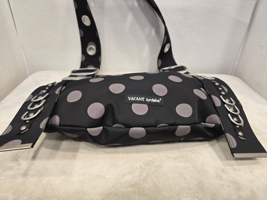 베이컨트 아카이브 VACANT Archive 벨라 와이드 스트랩 호보백 상품이미지6