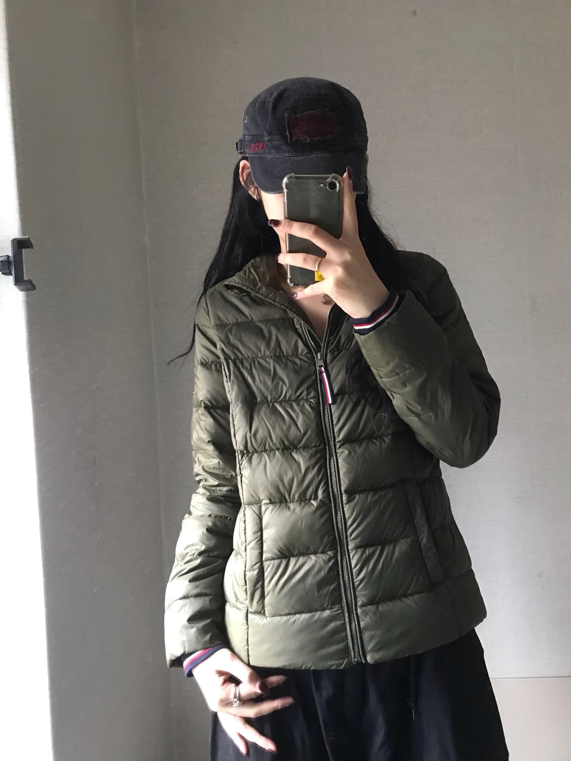 타미힐피거 카키 패딩 상품이미지3