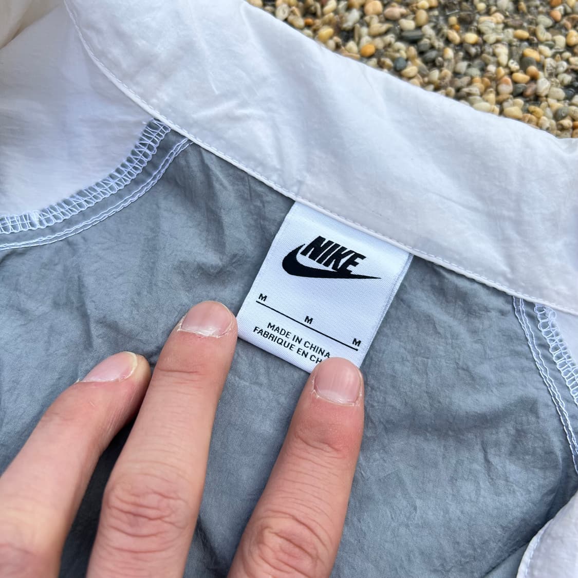 나이키 빅로고 바람막이 상품이미지4