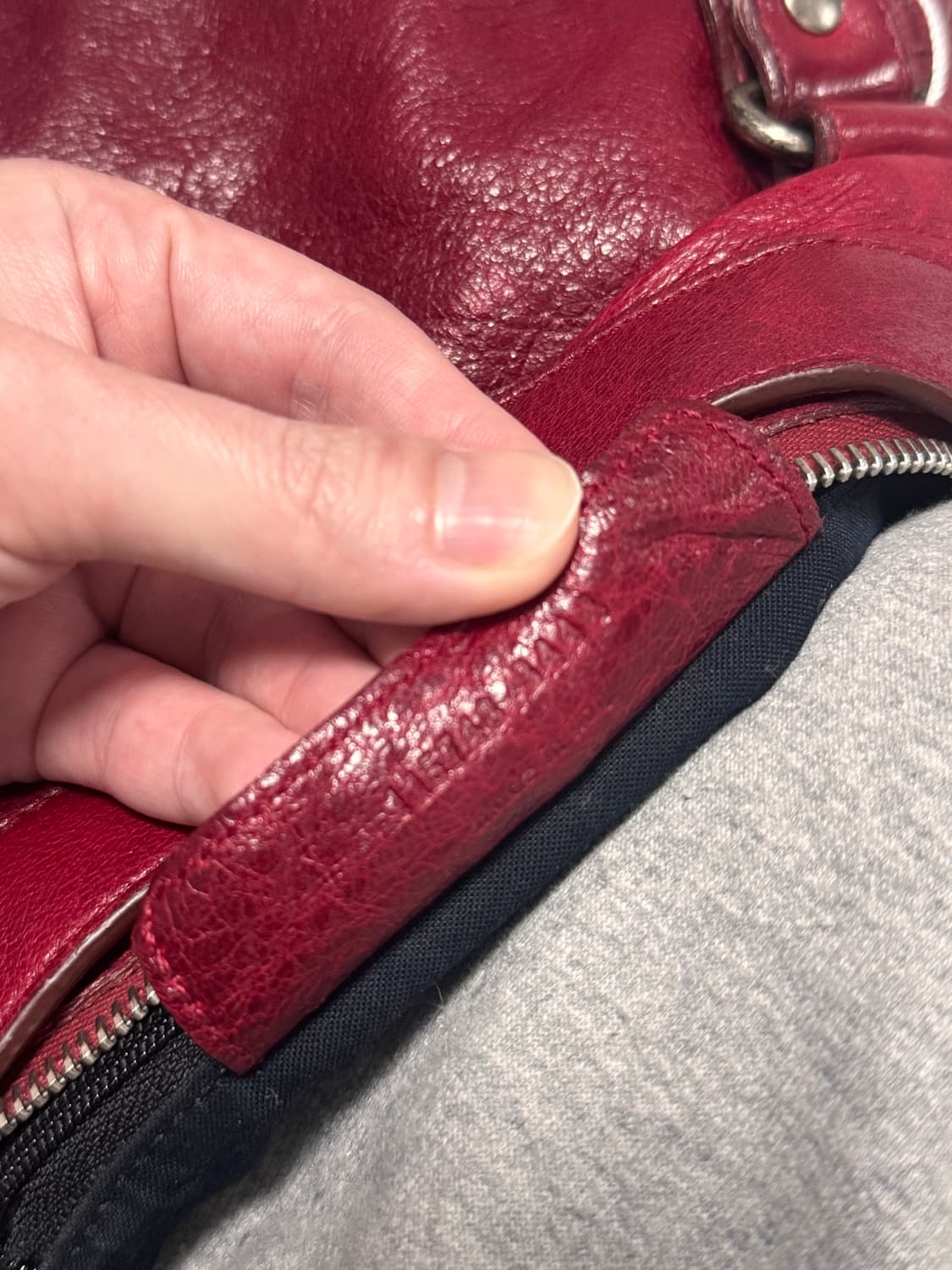 발렌시아가 빈티지 모터백 가방 레드 미디움 상품이미지10