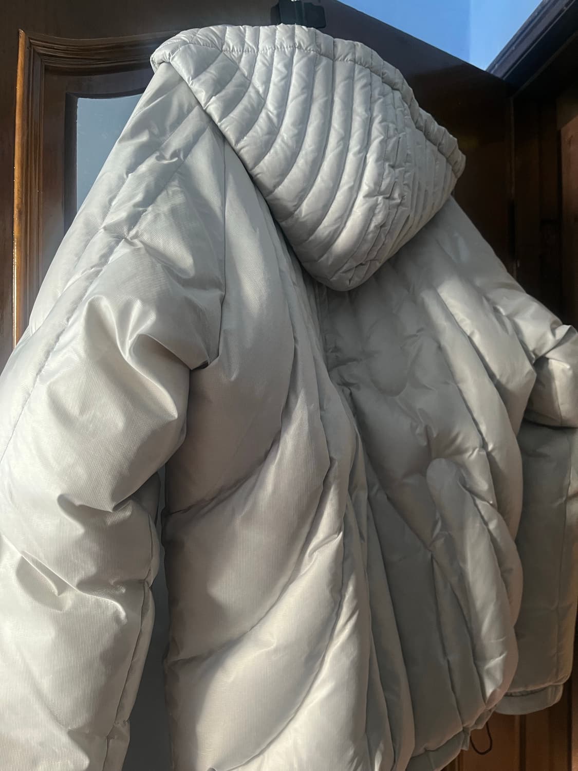 떠그클럽 케이브 다운 자켓 실버 상품이미지2