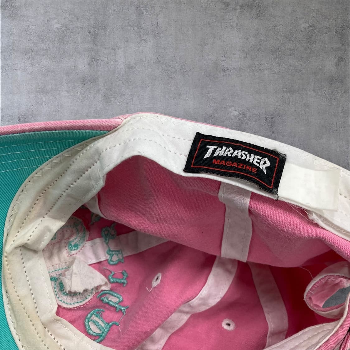 트래셔 y2k 로고 핑크 볼캡 상품이미지5