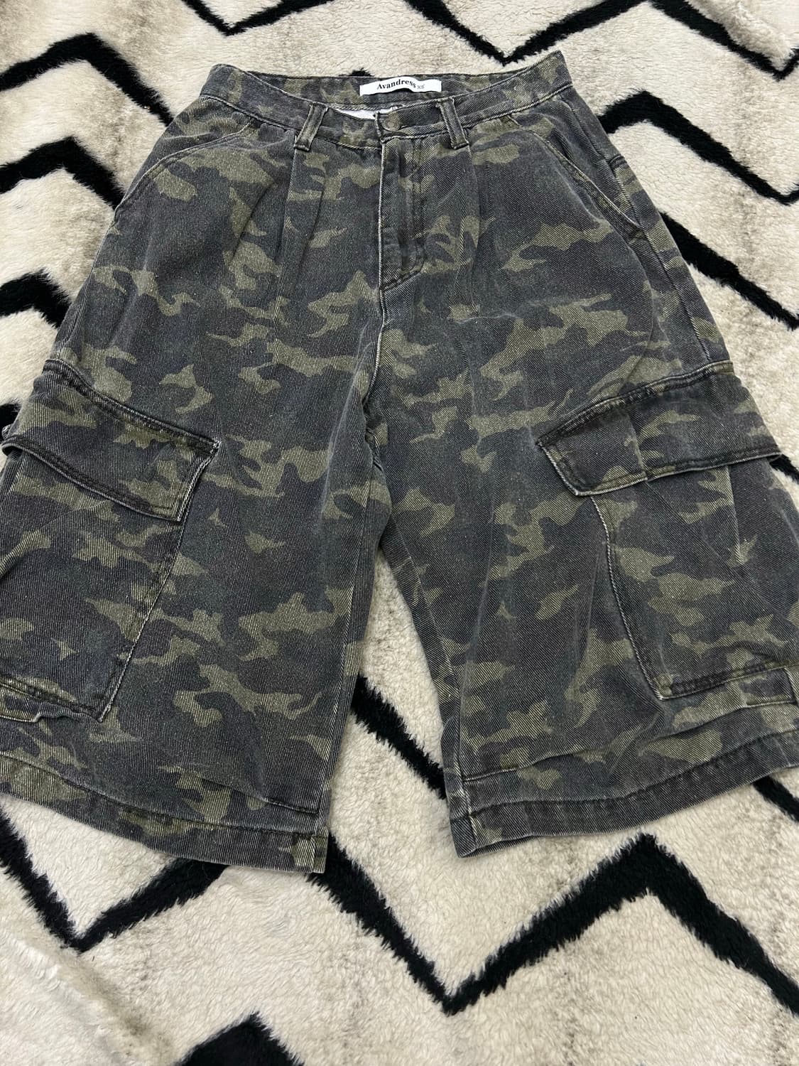 [XS]어반드레스 빅 카모 버뮤다 팬츠 상품이미지3