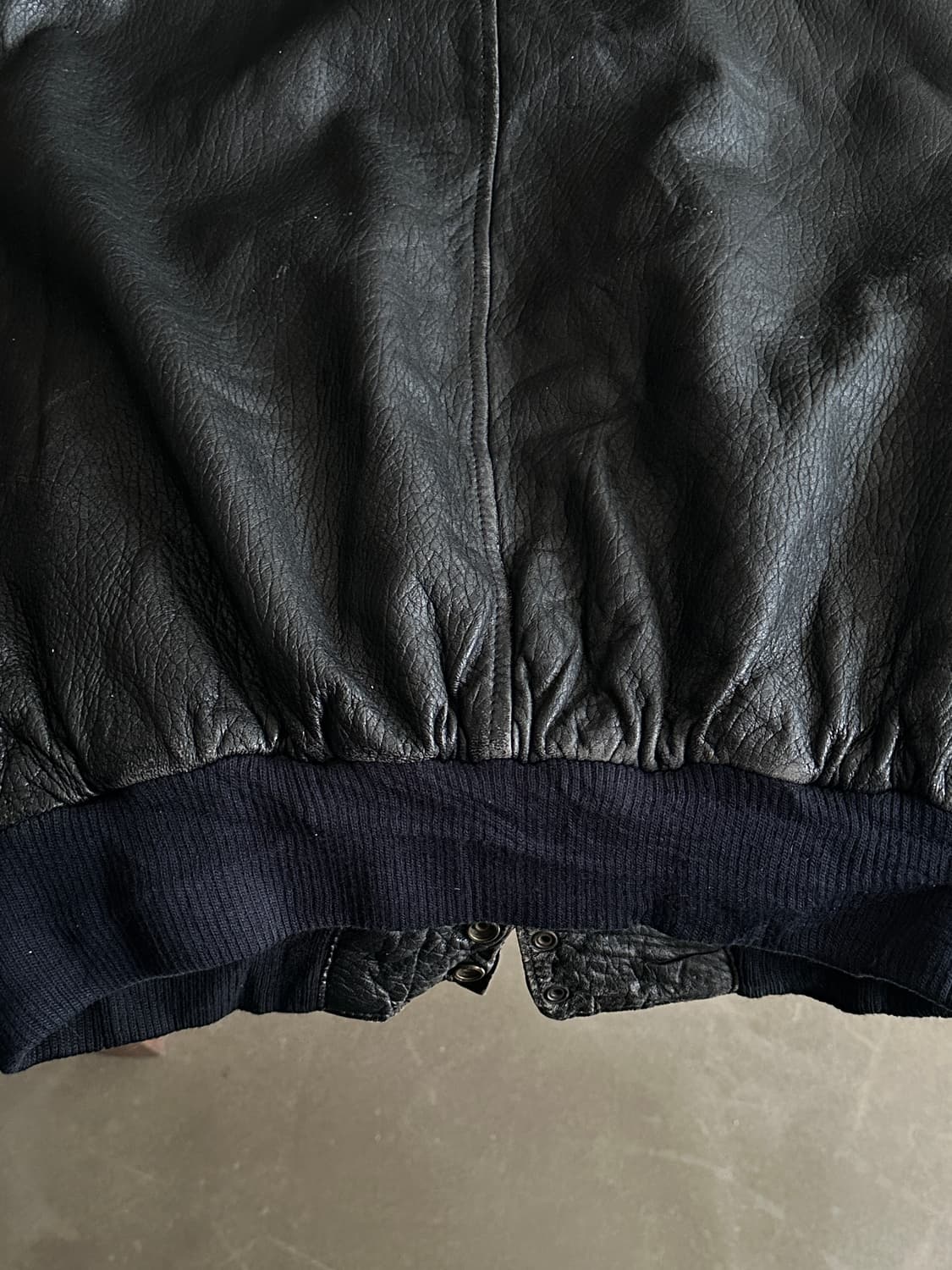 90s windt A-2 기반 변형 레더 블루종 플라이트 자켓 상품이미지8