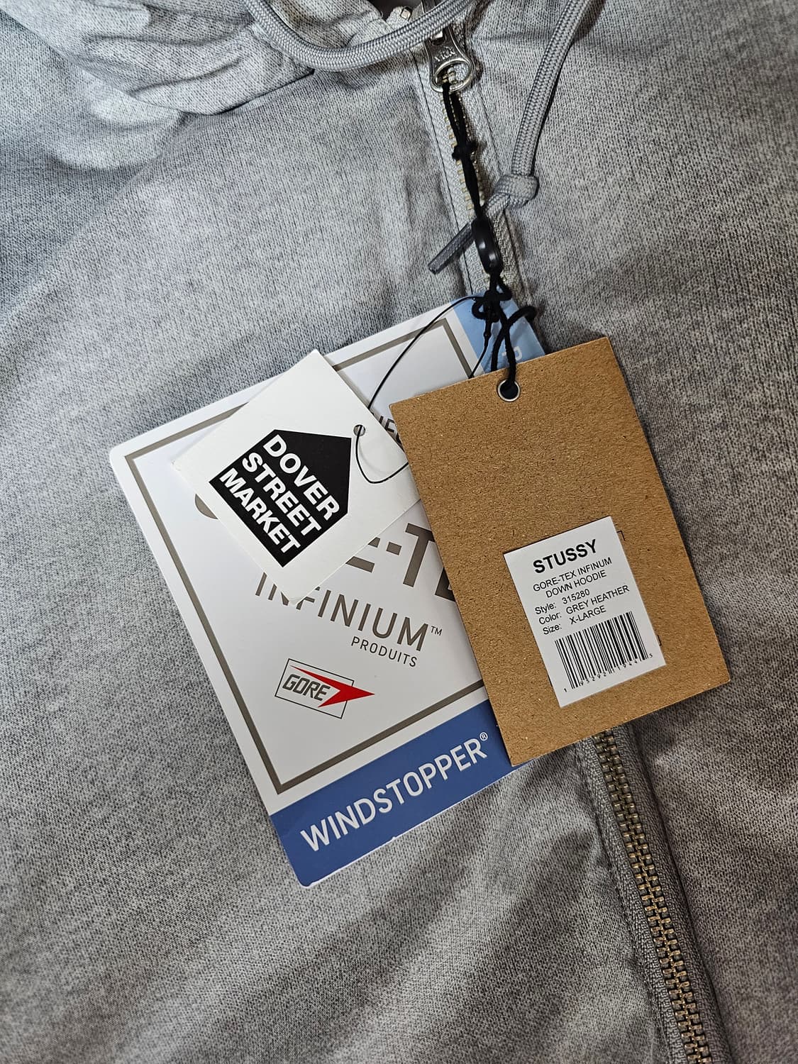 스투시 고어텍스 패딩 상품이미지6