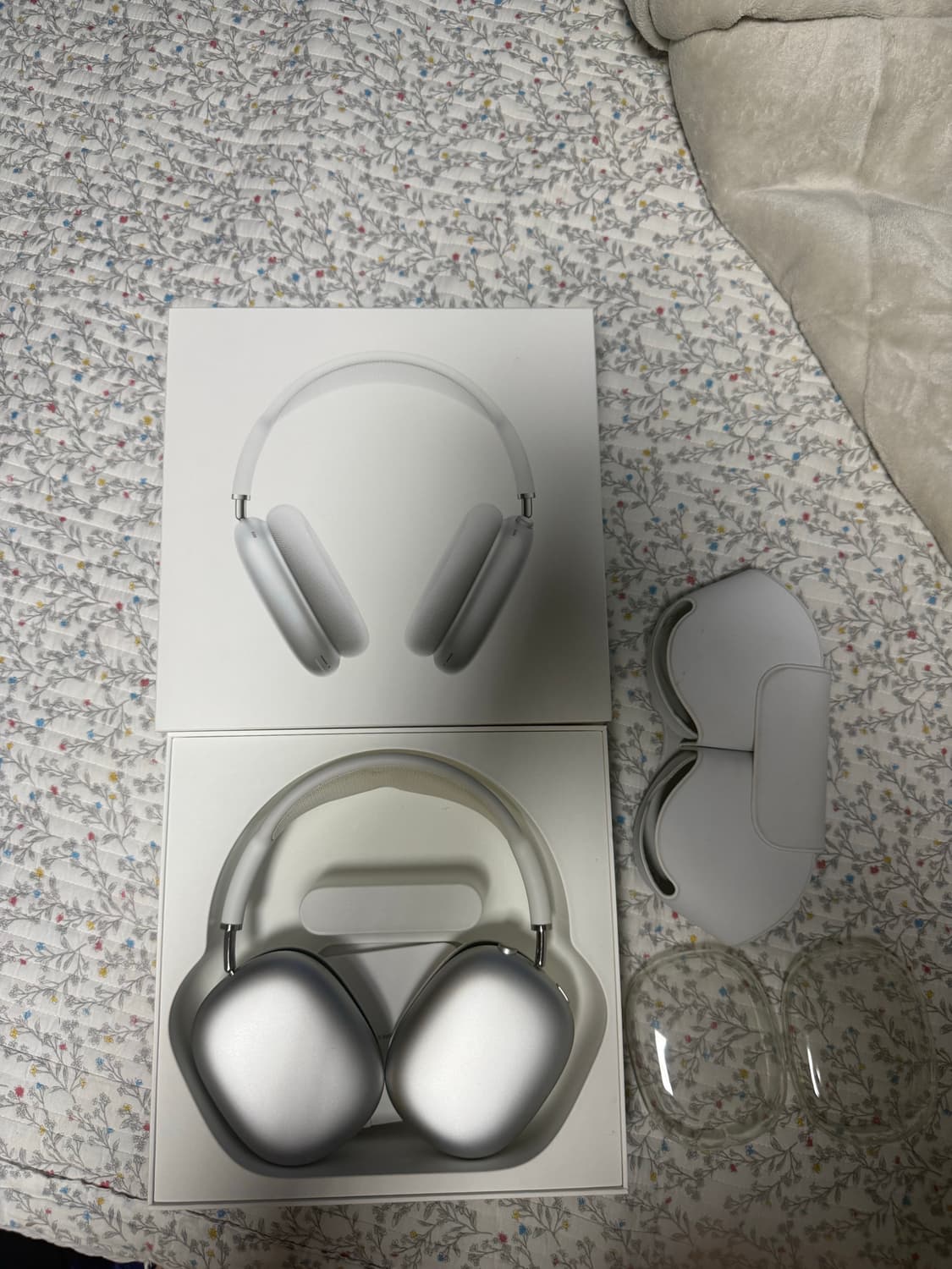 에어팟맥스 실버 8핀 판매 상품이미지1