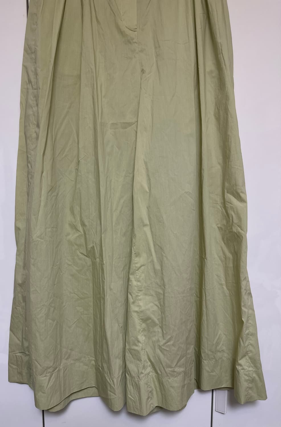 오르연두색 핀턱 롱 슬랙스 상품이미지2