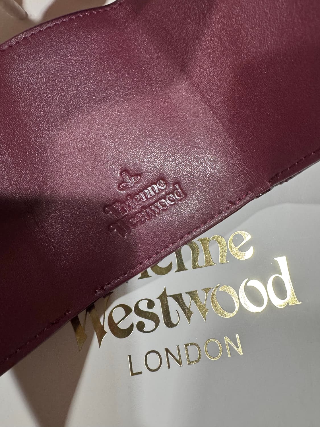 비비안웨스트우드 버건디 지갑 상품이미지3