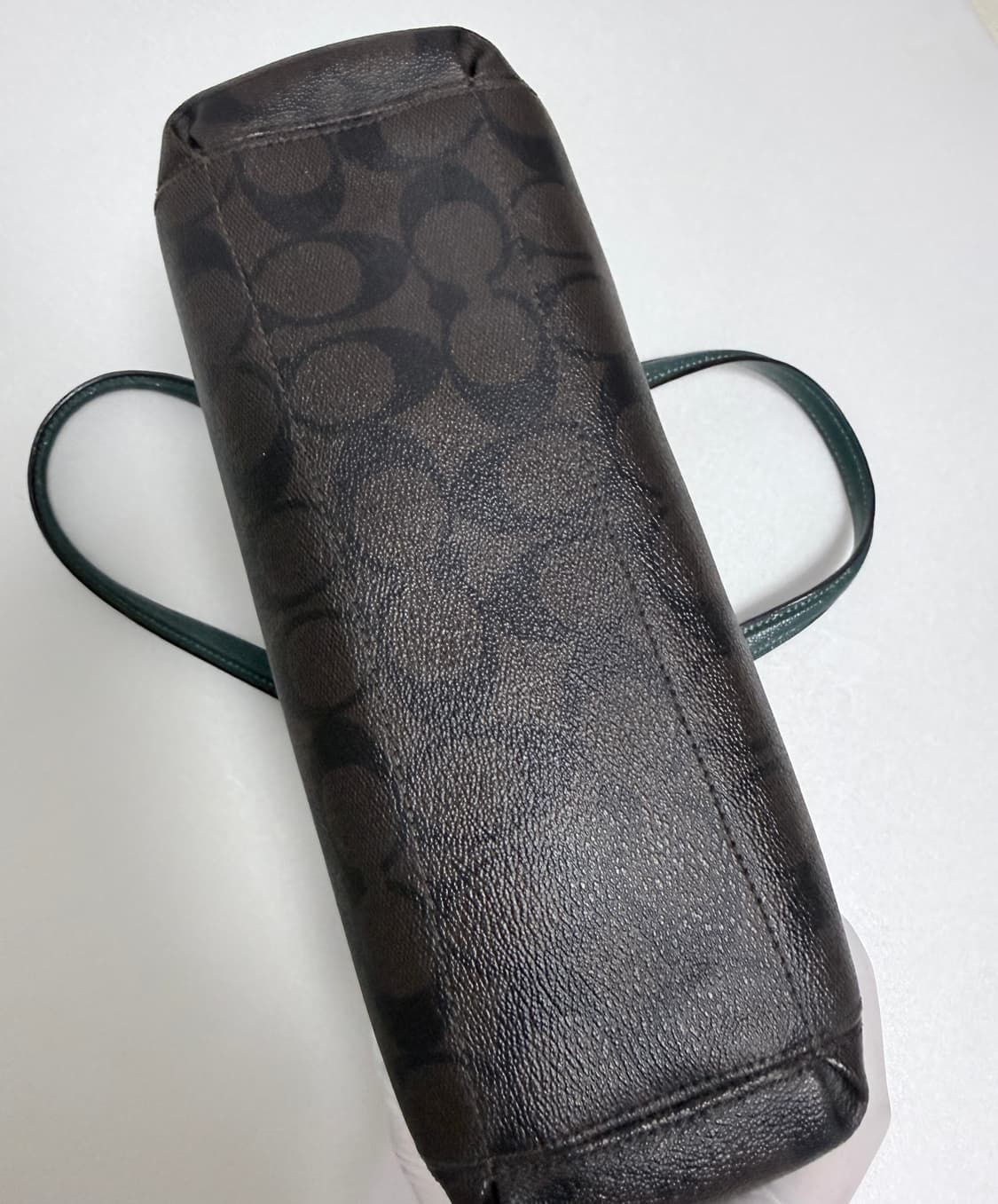  코치 COACH 시그니처 미니 숄더백  상품이미지5