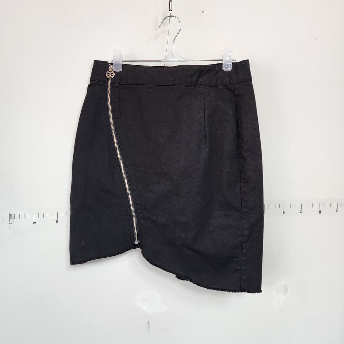 에고이스트 블랙 언발 미니 스커트 상품이미지1