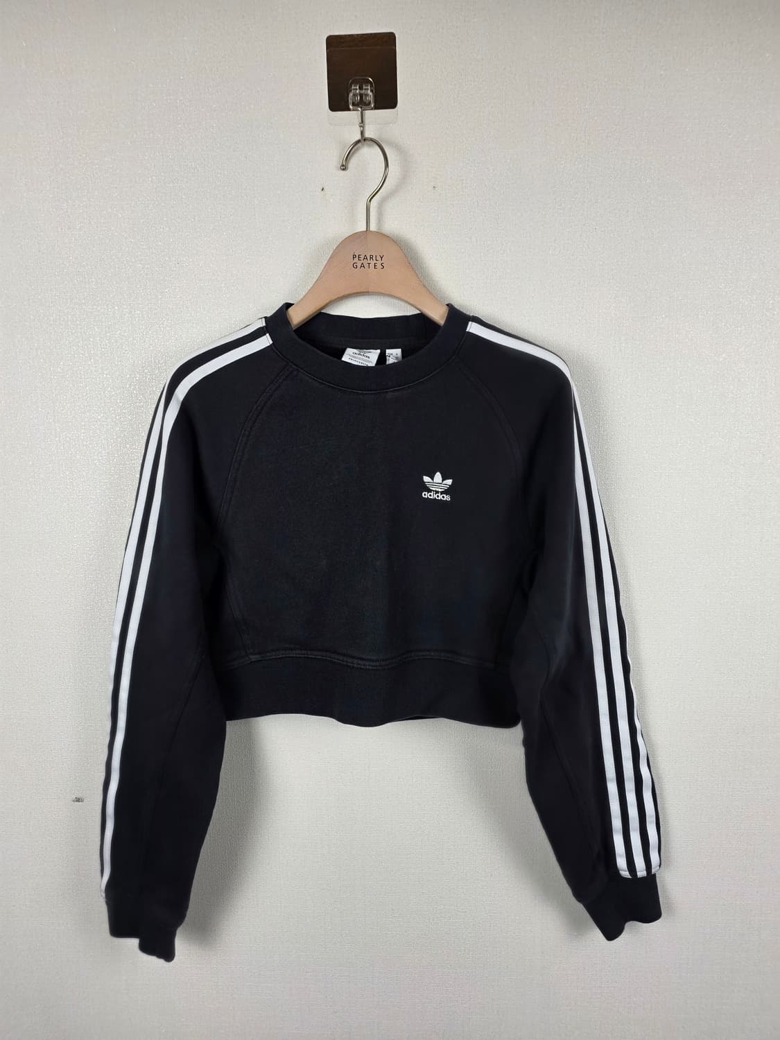 아디다스 여성 크롭 맨투맨 블랙 XS 상품이미지3