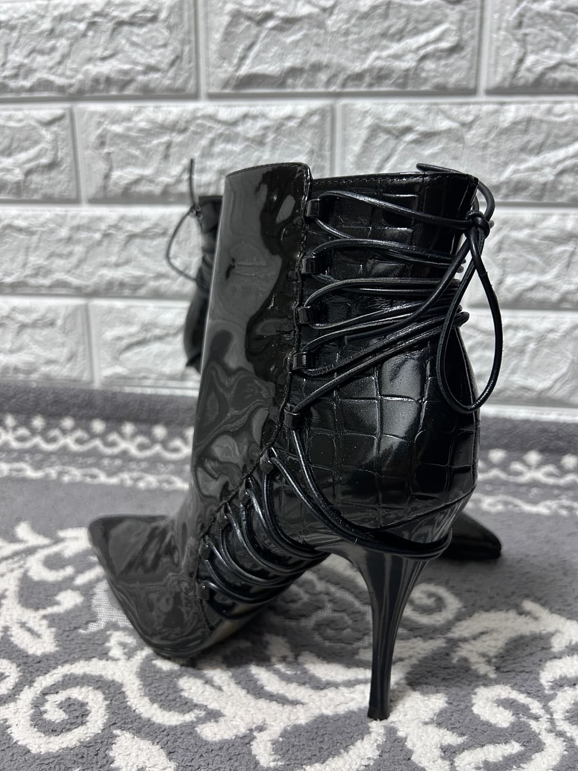 00’s y2k Carlos  파이톤 페이던트 레이스업 힐 상품이미지4