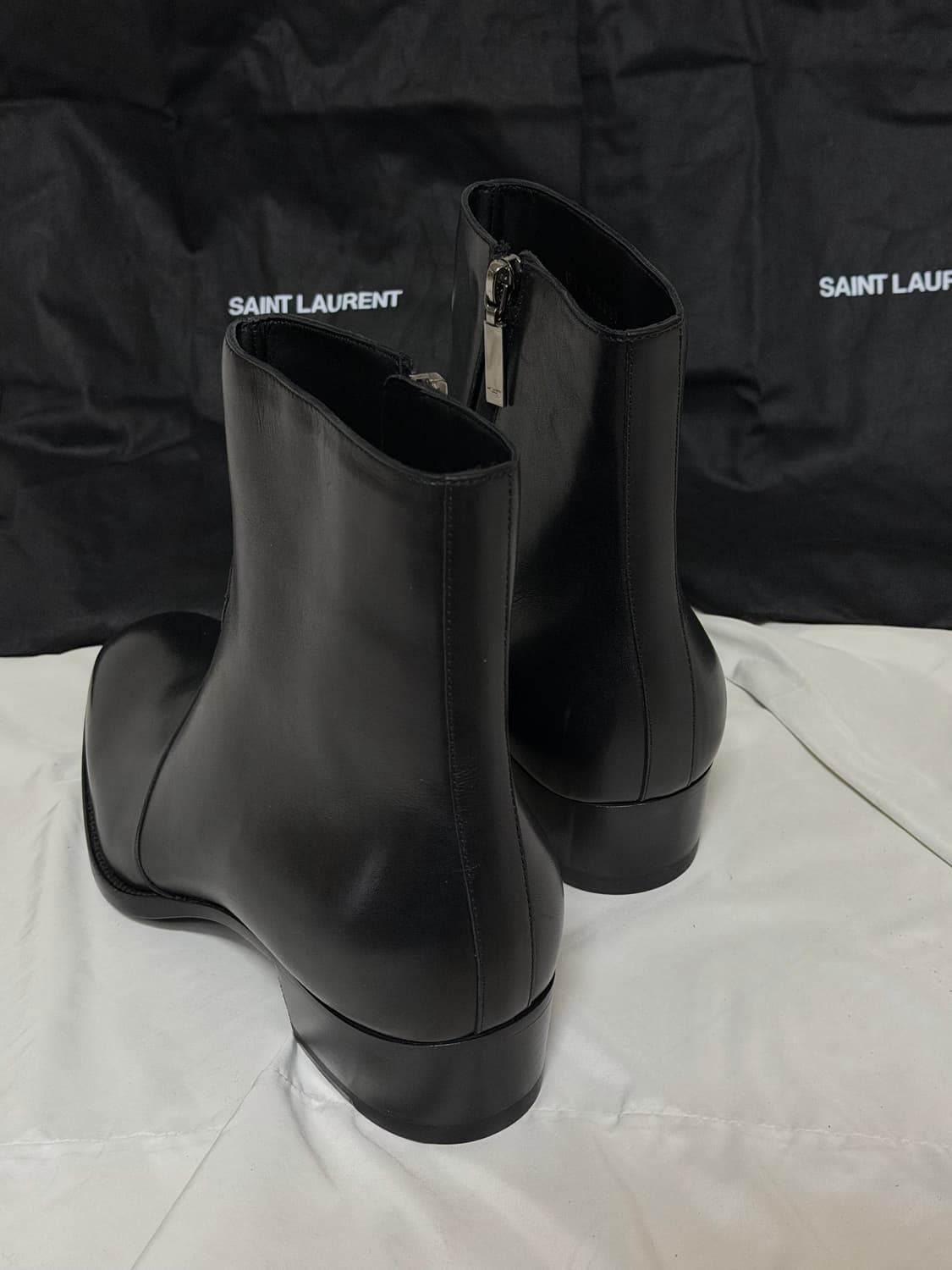 생로랑 레더 첼시 앵클 부츠 상품이미지4