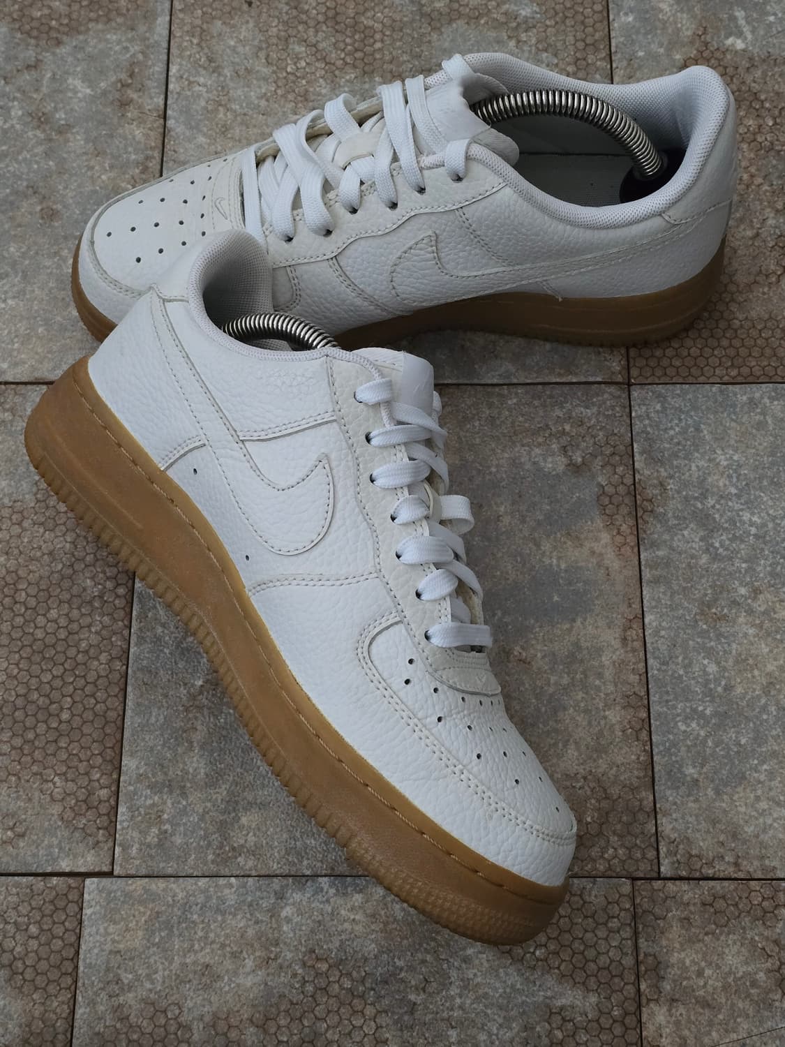 (240)나이키 에어포스 1 로우 화이트 검 상품이미지4