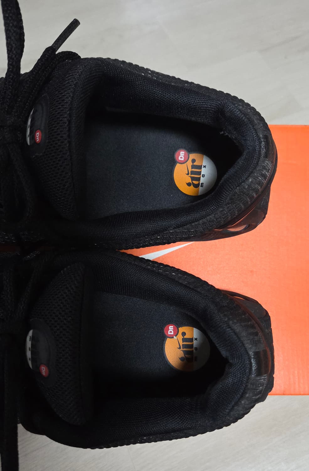 나이키 에어 맥스 Dn 트리플 블랙  상품이미지5