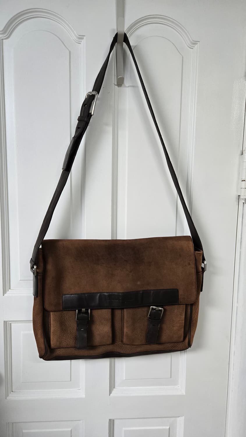 살바토레 페라가모 빈티지 레더 메신저백 상품이미지1