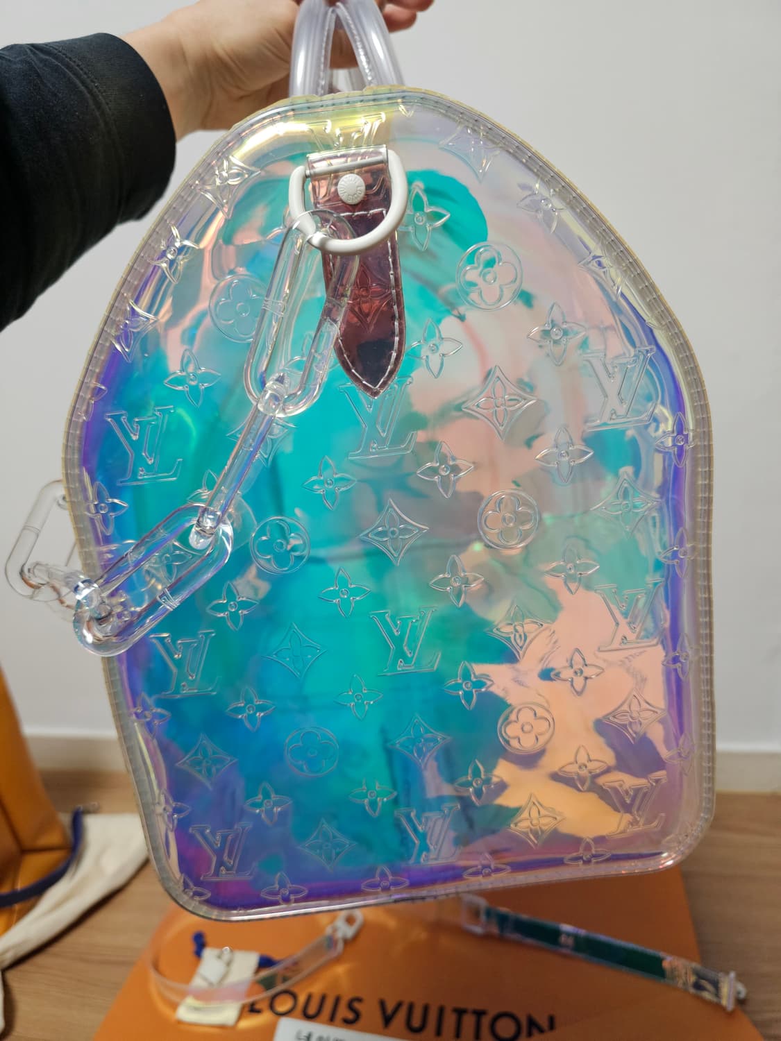 루이비통 버질아블로 한정판 프리즘 키폴50 (새상품) 상품이미지8