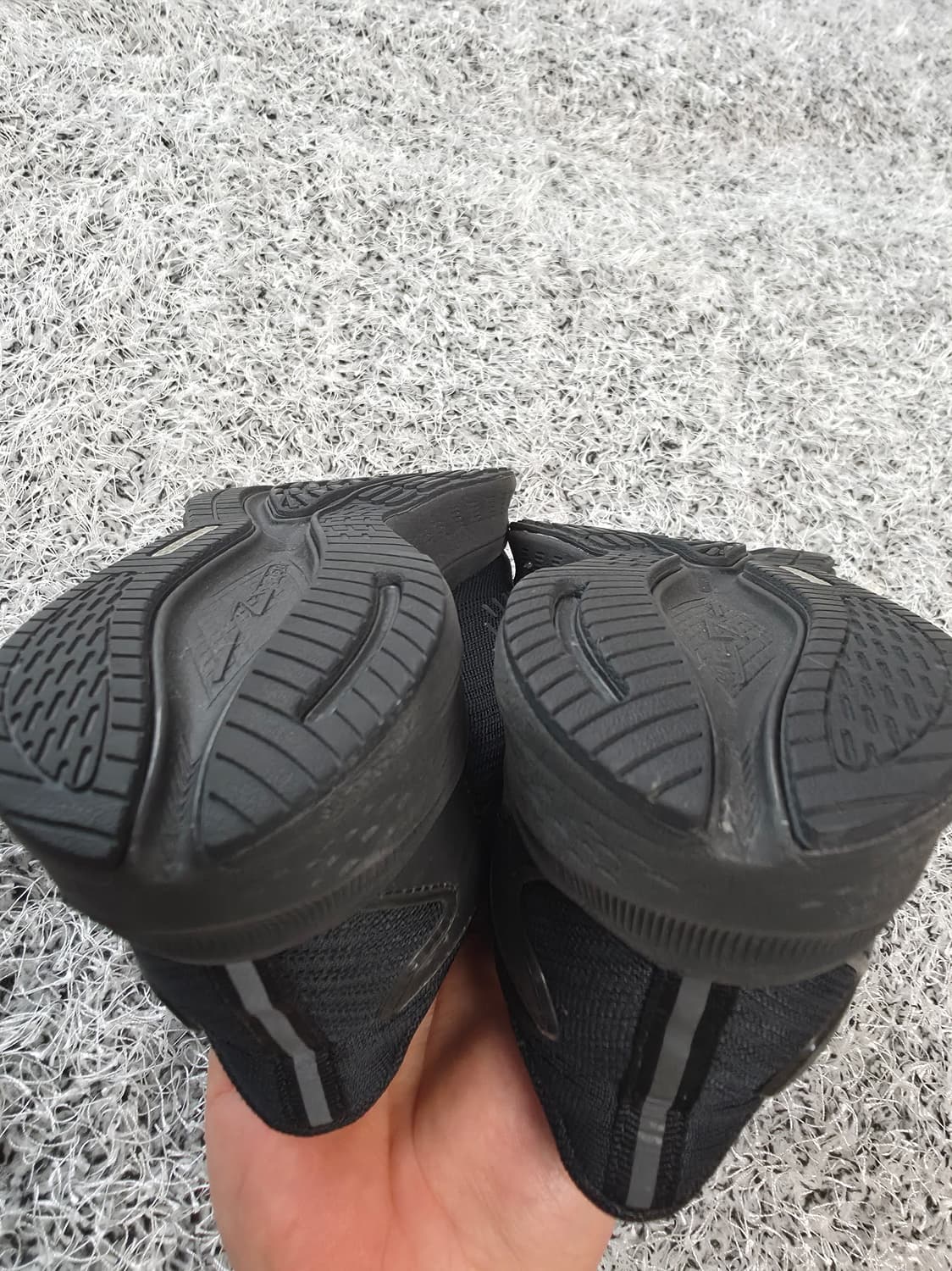 데상트 에너자이트 슈퍼 운동화 상품이미지5