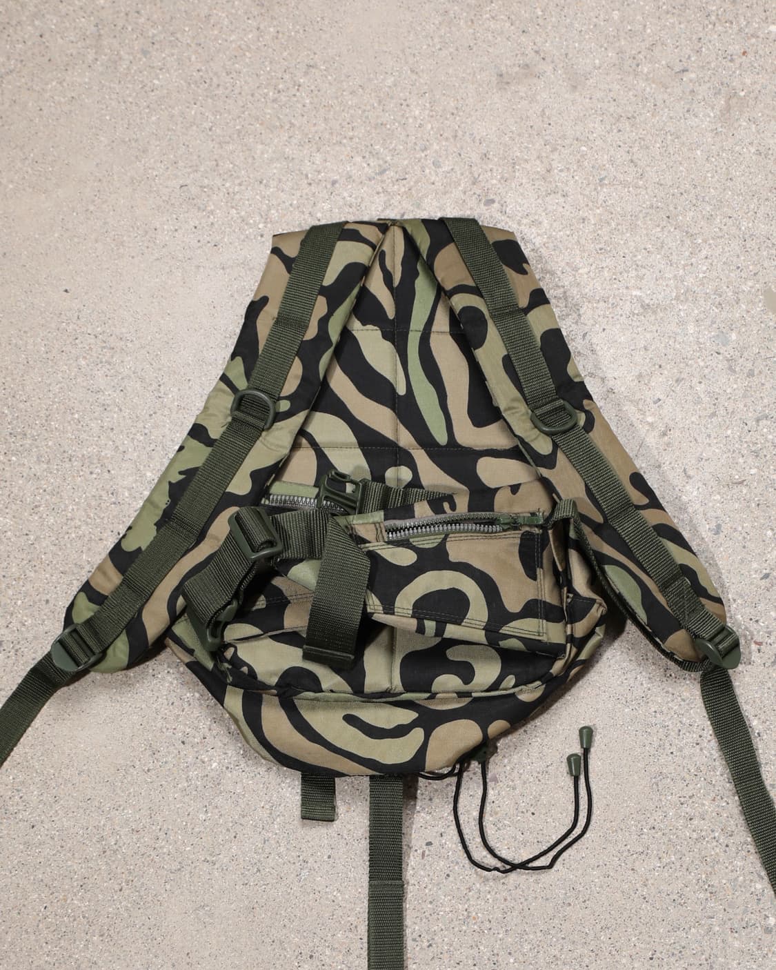 Maharishi camo backpack 상품이미지3