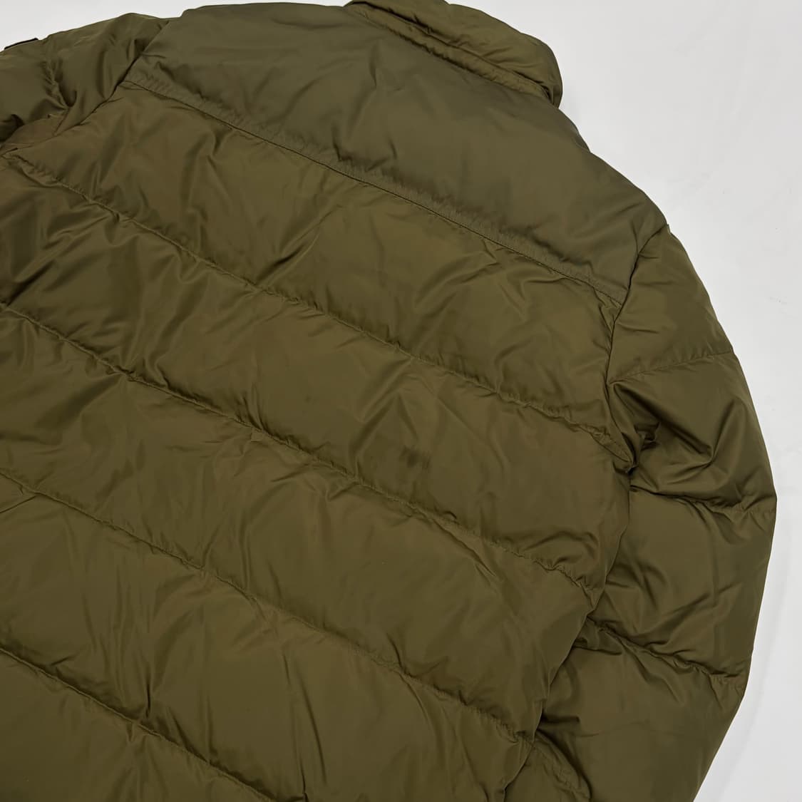 Calvin Klein 켈빈클라인 카키 다운 패딩 점퍼 상품이미지5