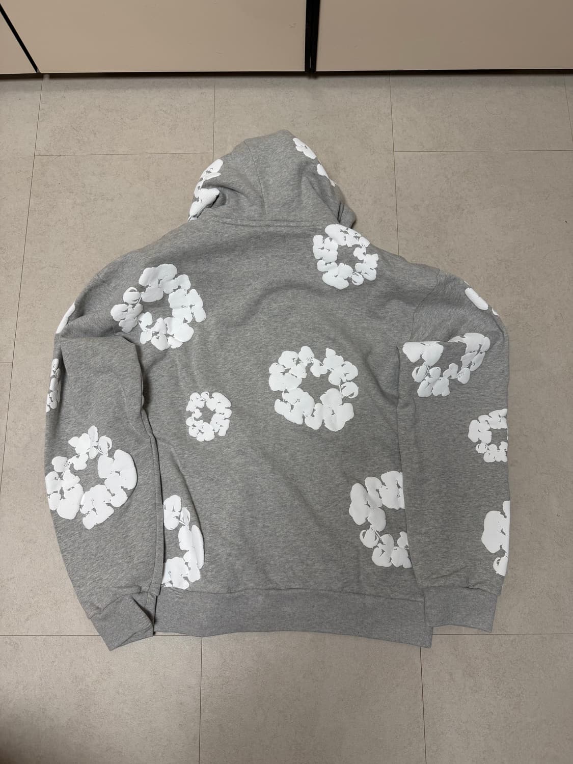 (미시착 새상품) S 데님티어스 회색 후드집업 상품이미지3