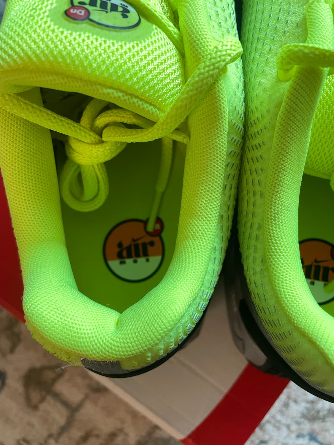 나이키 에어맥스 Dn 블랙 볼트 글로우 (새제품,270) 상품이미지7