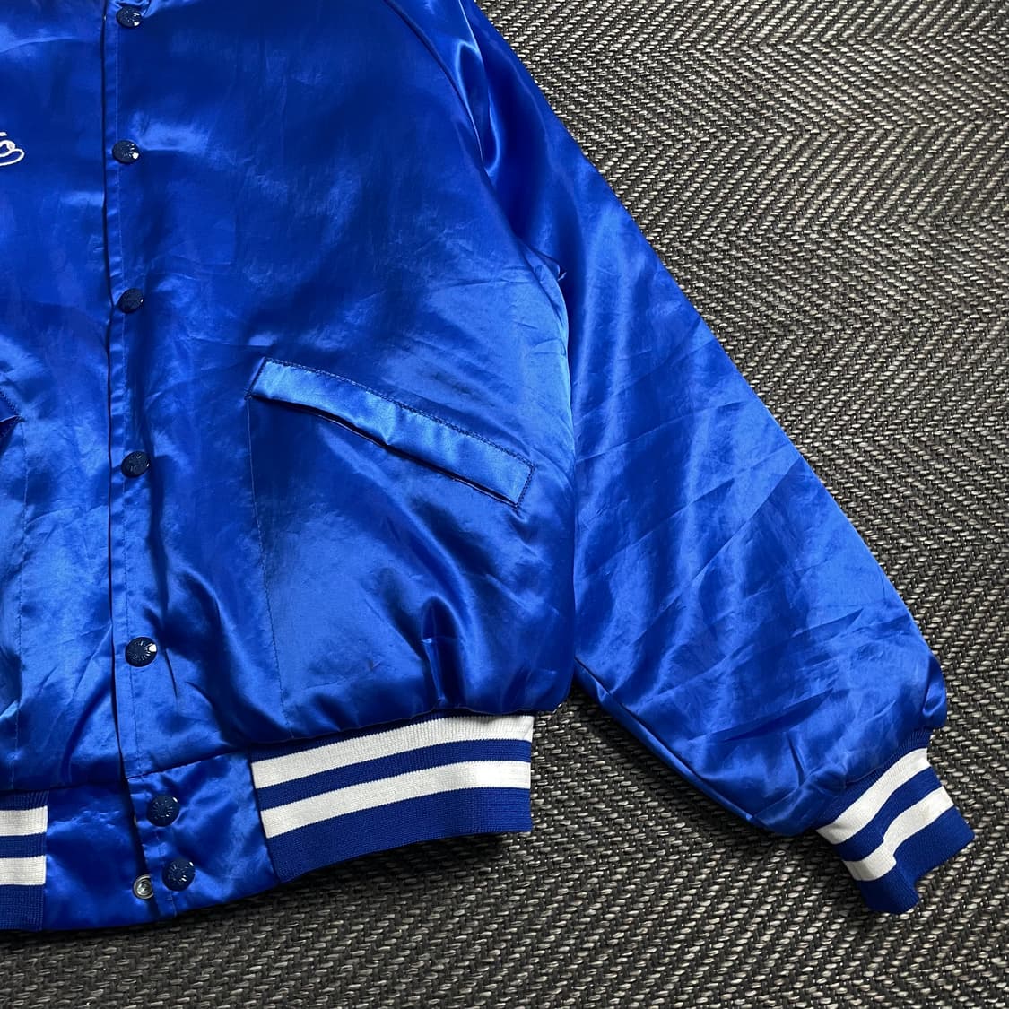 USA 빈티지 레터링 올드스쿨 새틴 바시티 자켓o 4713 상품이미지3