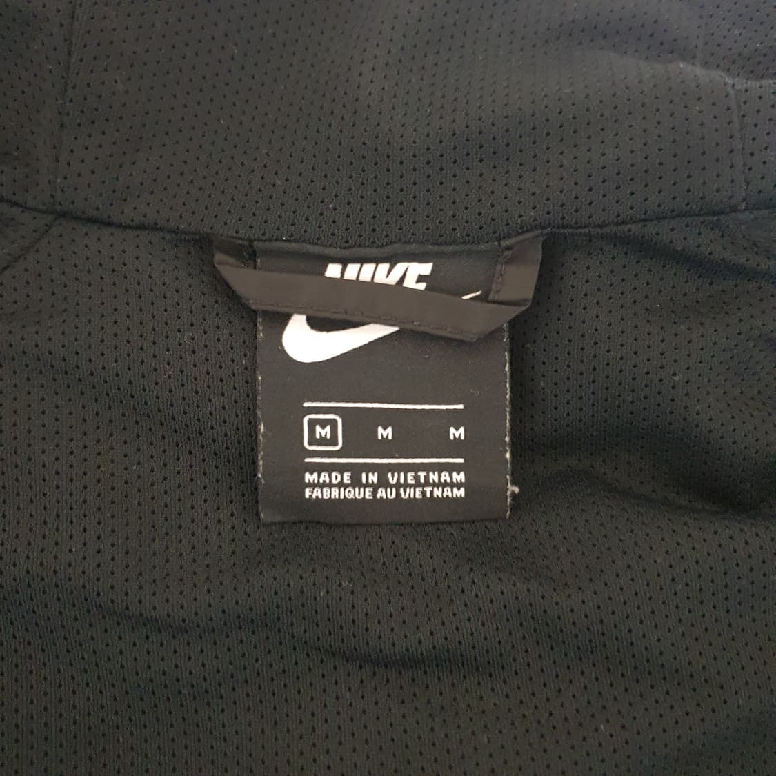 나이키 스포츠 에센셜 윈드러너 바람막이 M 상품이미지4