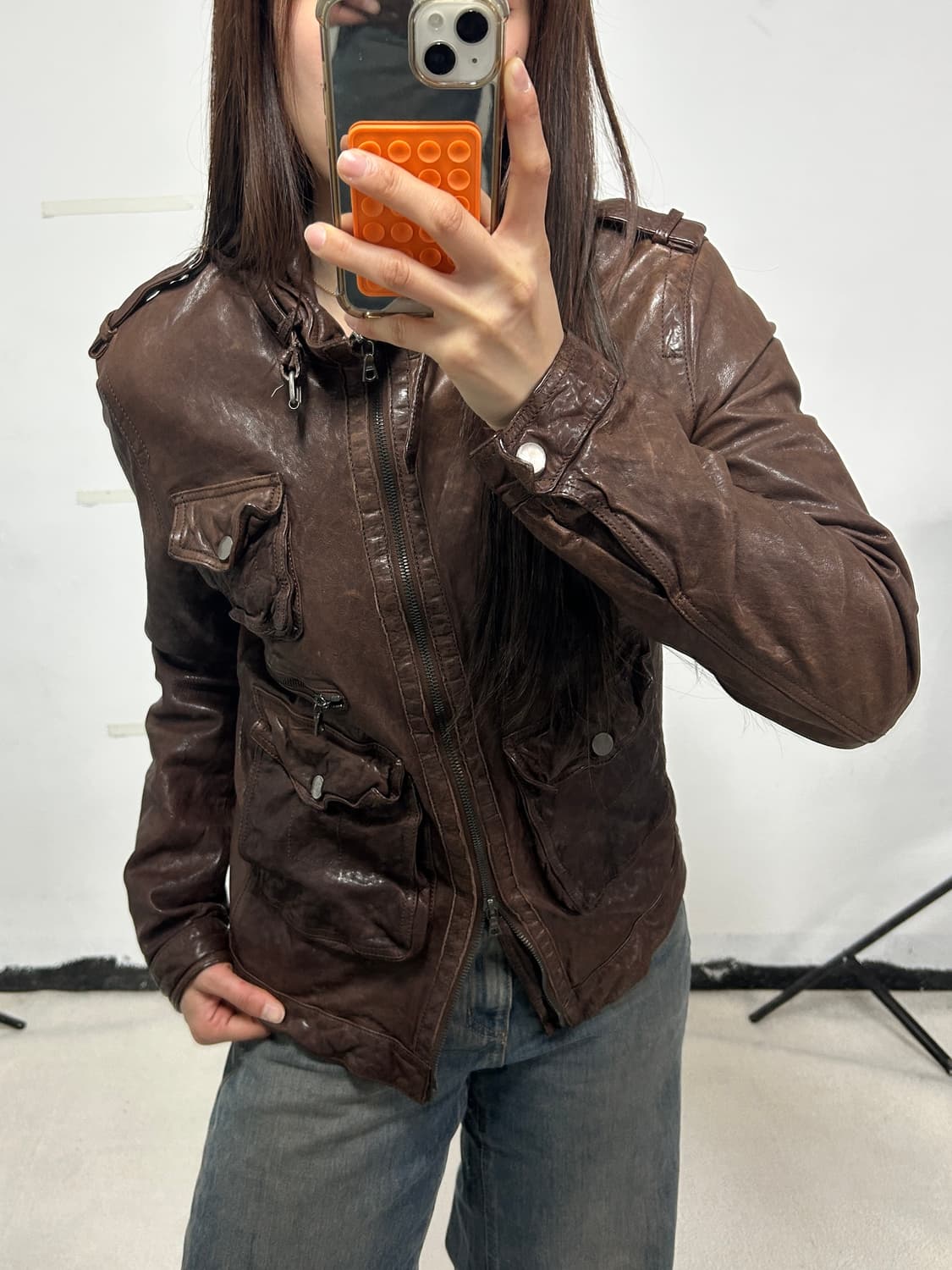 뮤즈룸 에디슬리먼st 레더 자켓 브라운 상품이미지3