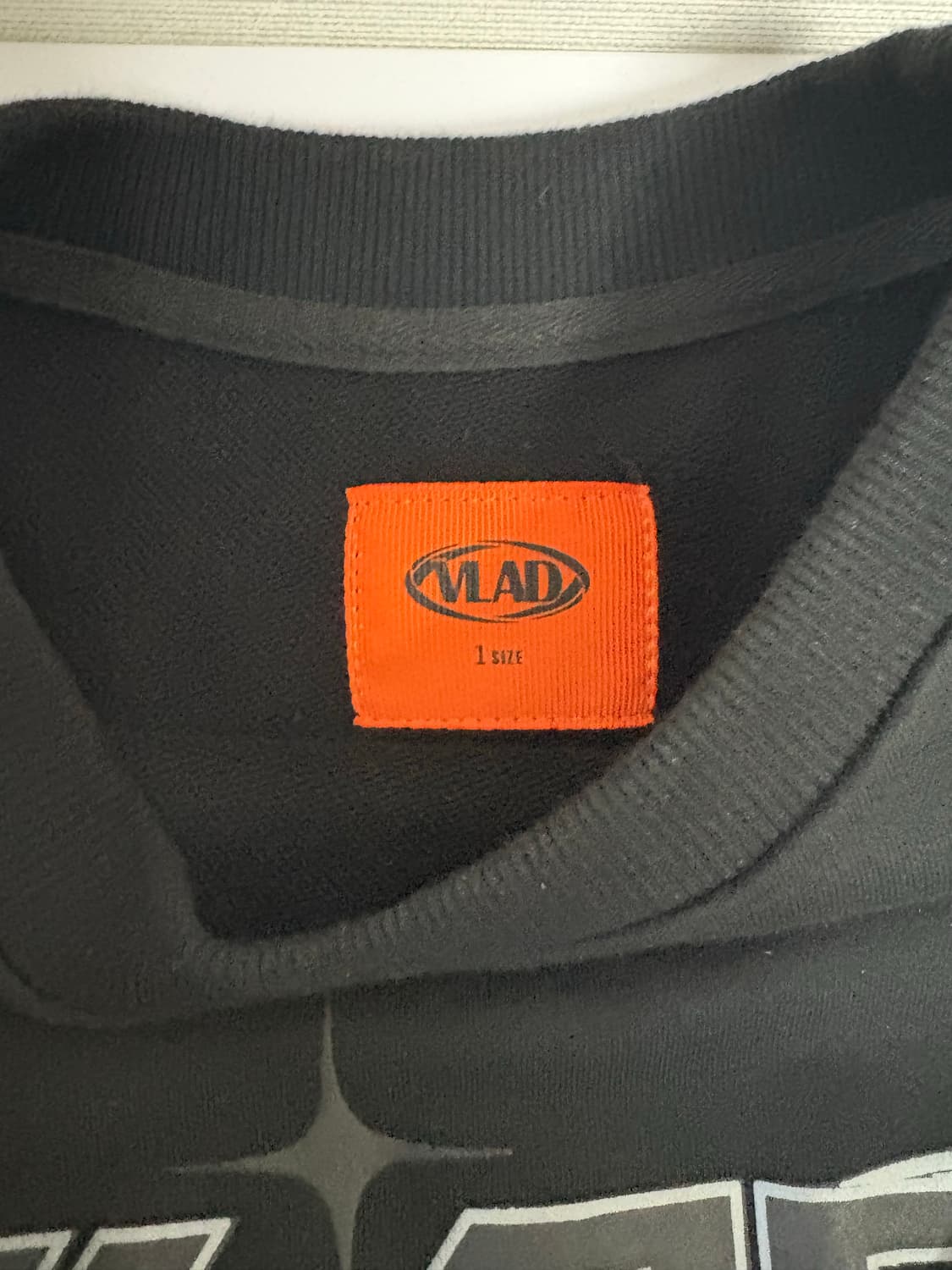 디미트리블랙 맨투맨M 상품이미지3