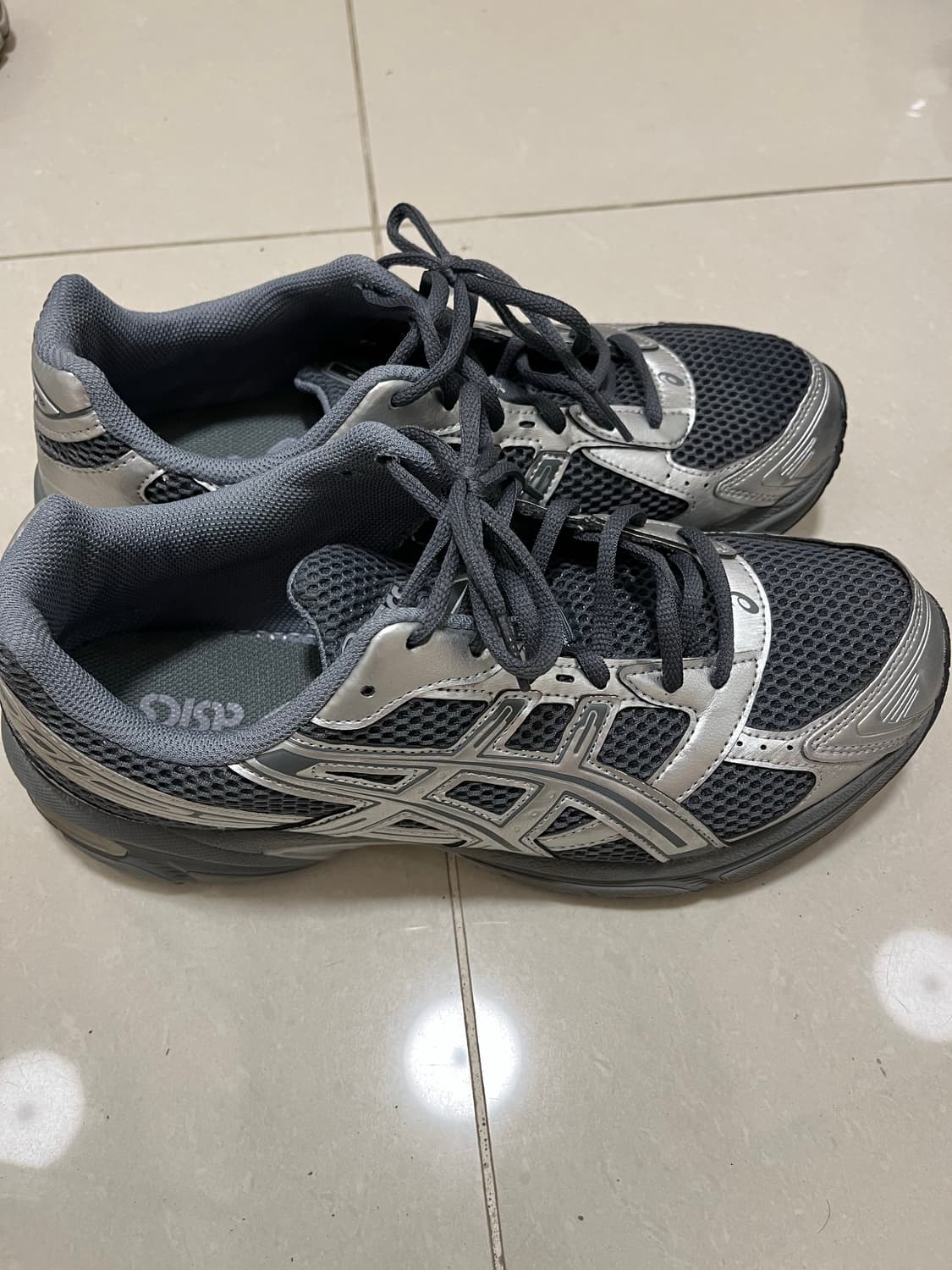 아식스 젤 1130 스틸 그레이 퓨어 실버(275) 판매 상품이미지3