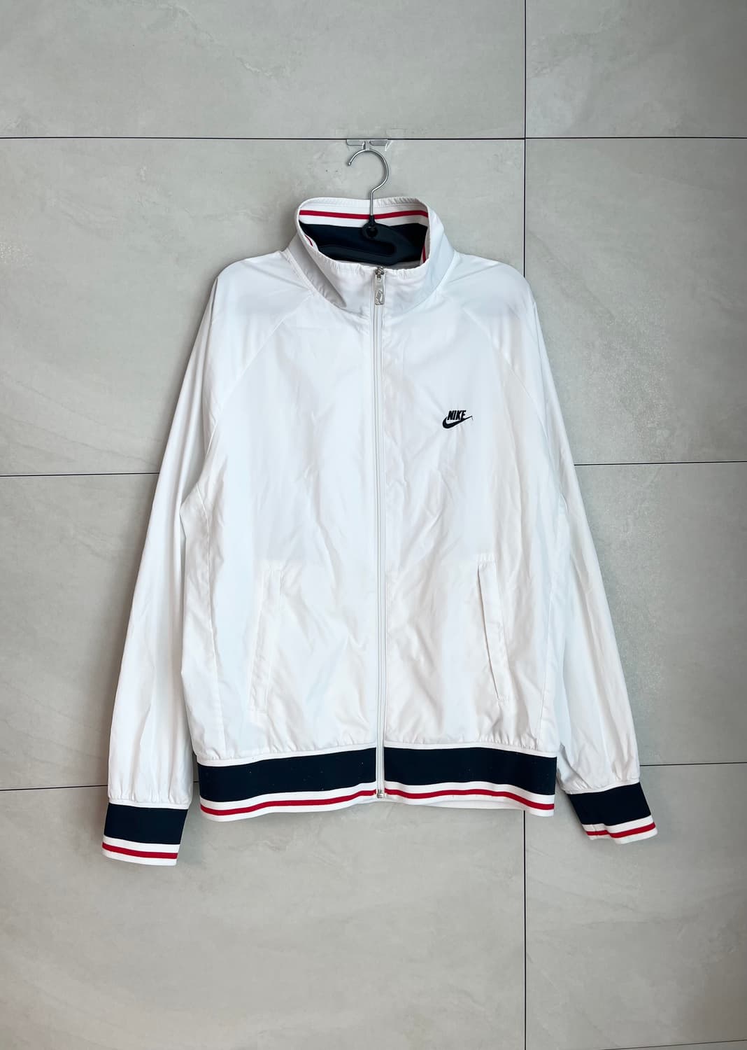 나이키 화이트 바람막이 자켓 [XL] 상품이미지1