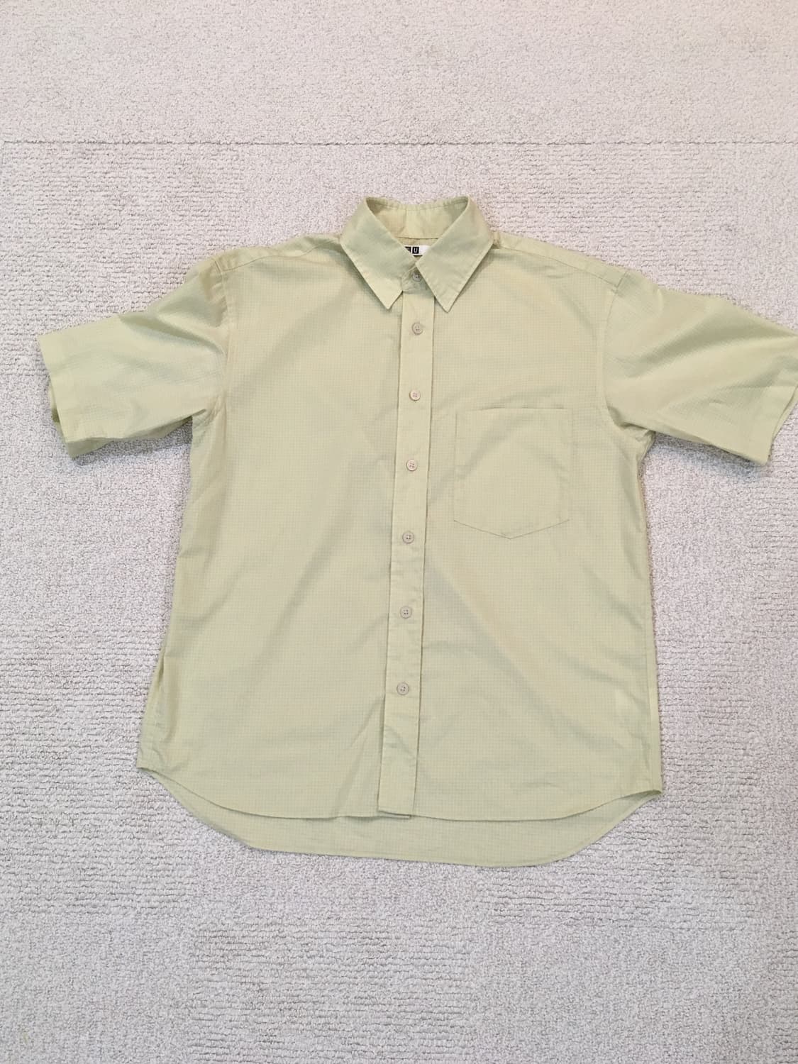 유니클로 반팔 셔츠 상품이미지2