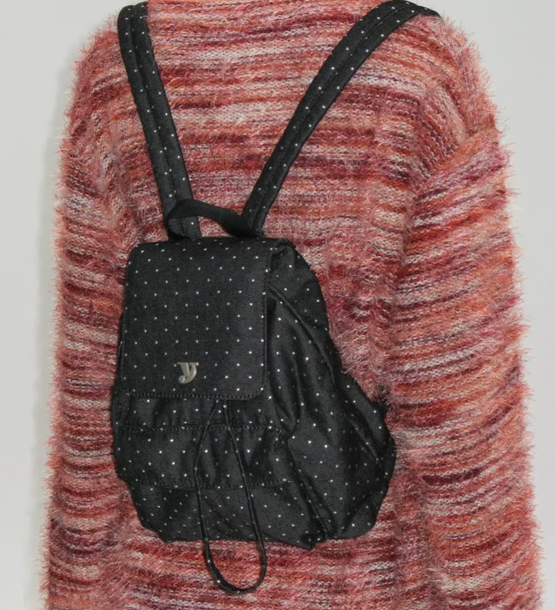 여밈 미니 데이 백팩 스타 블랙 상품이미지1