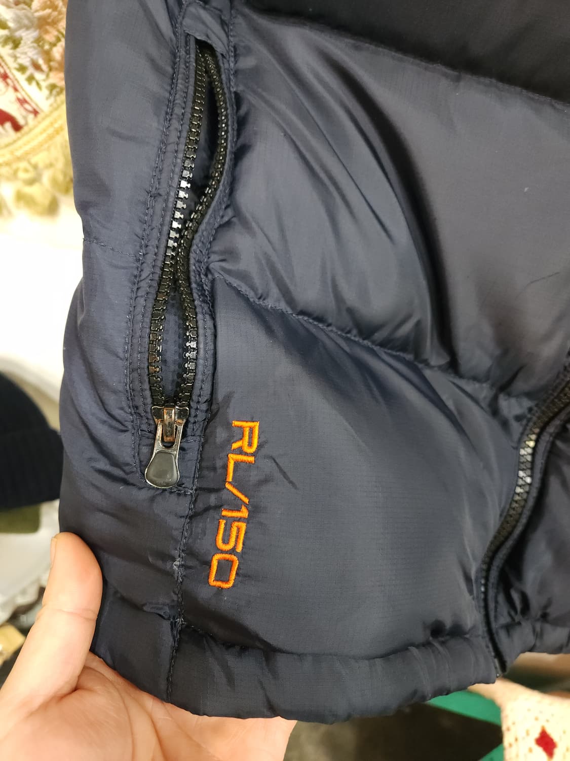 폴로 랄프로렌 배색 오리털 패딩조끼

 상품이미지4