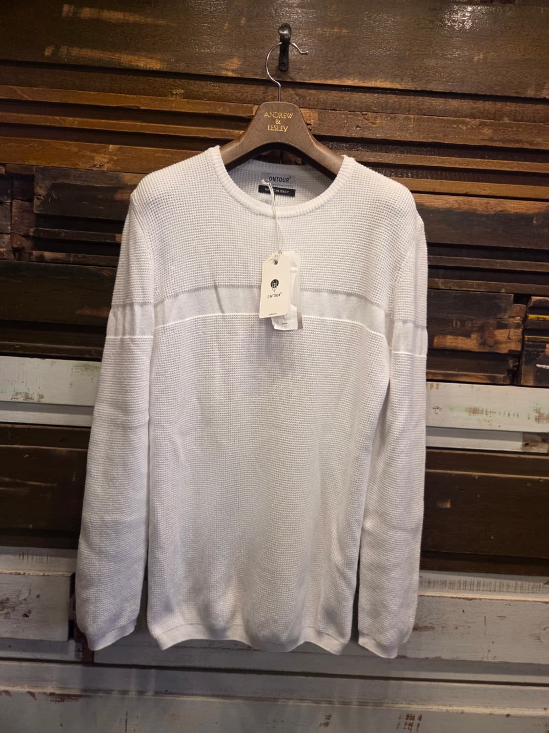 Ontour 스웻 상품이미지1