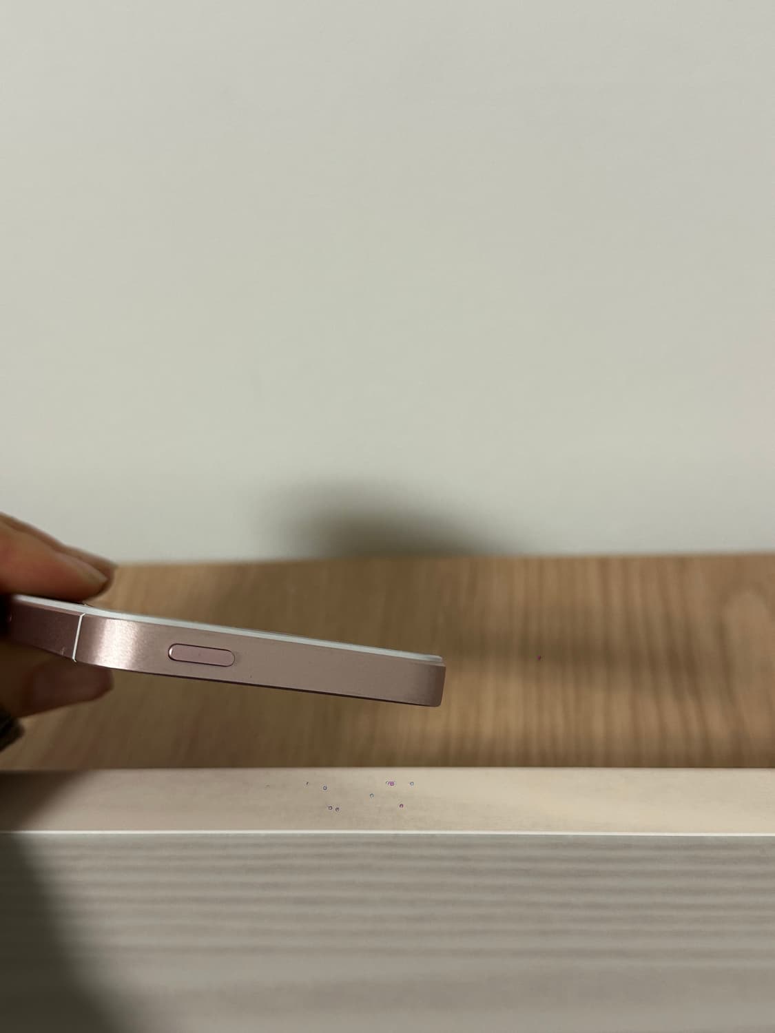 (S급) 아이폰se1 32기가 로즈골드 판매합니다 상품이미지3