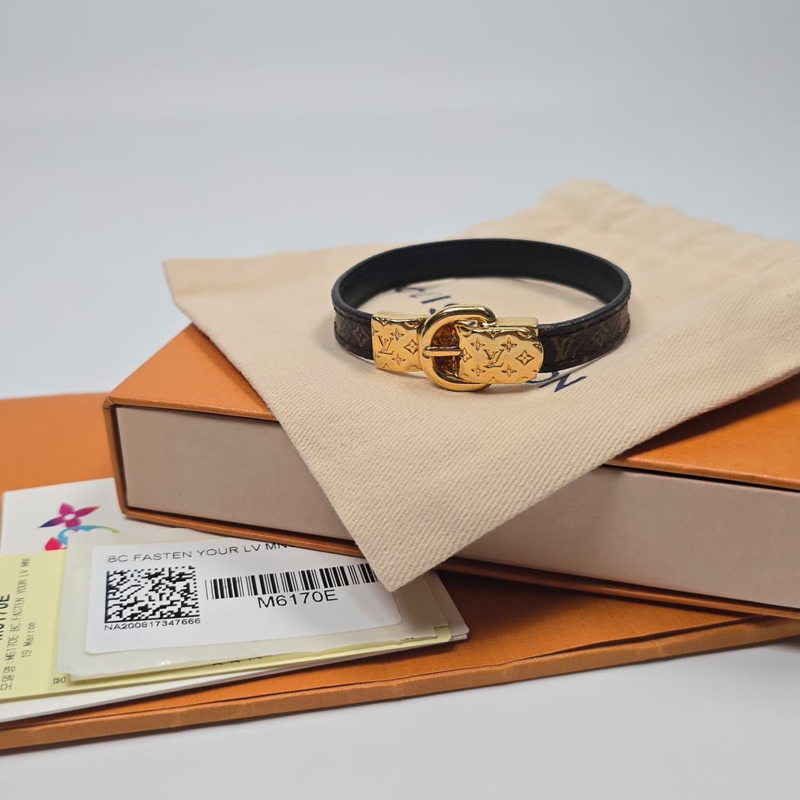 루이비통 패슨 유어 LV 팔찌 상품이미지1