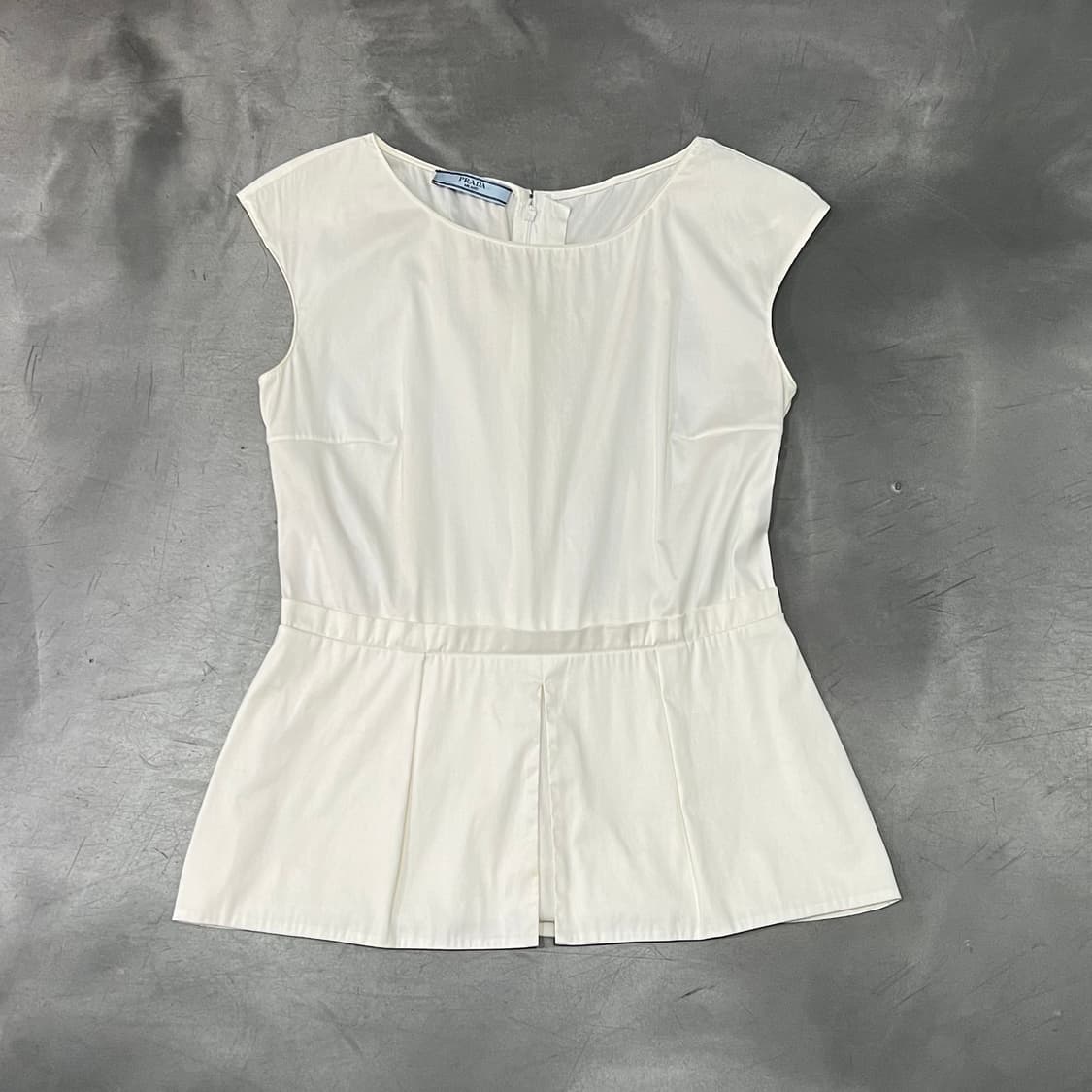  프라다 슬리브리스 탑 +명품감정서 y15744 상품이미지1