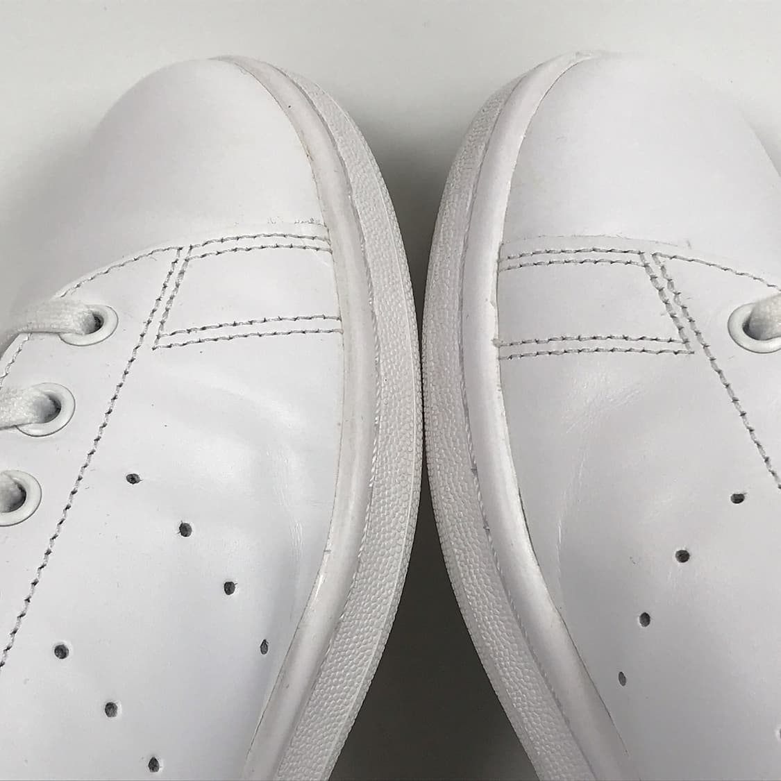 아디다스 스탠스미스 흰/초 스니커즈 신발 남성290 상품이미지4