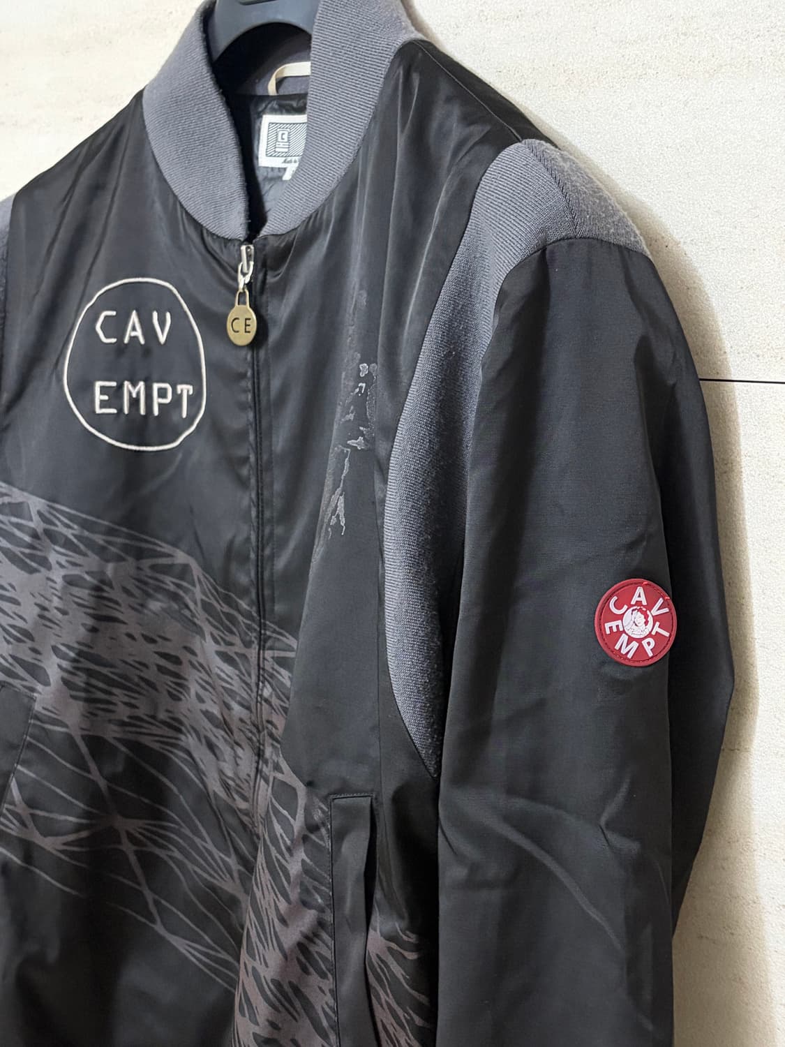 카브엠트 CAV SATIN JACKET L 상품이미지4
